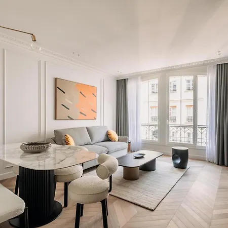 Highstay - Luxury Serviced - Centre Pompidou Museum * Parijs