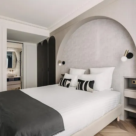Highstay - Luxury Serviced - Centre Pompidou Museum Apartman Párizs